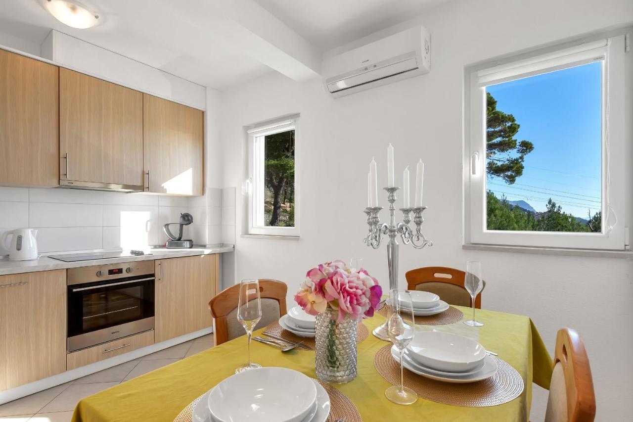 Apartments Santric - The Hill Makarska Extérieur photo